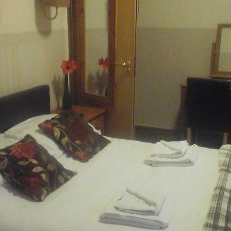 Dillwyn'S Hotel Pontardawe Exterior photo